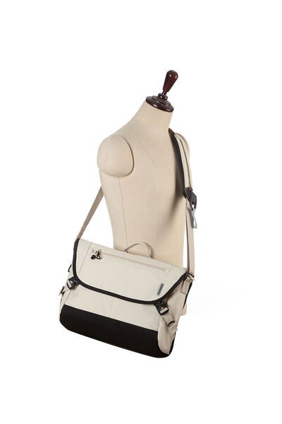 CLYNEE MESSENGER BAG