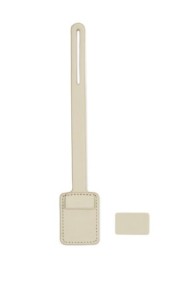 TRAVEL ESSENTIALS P. T@G LEATHER STRAP