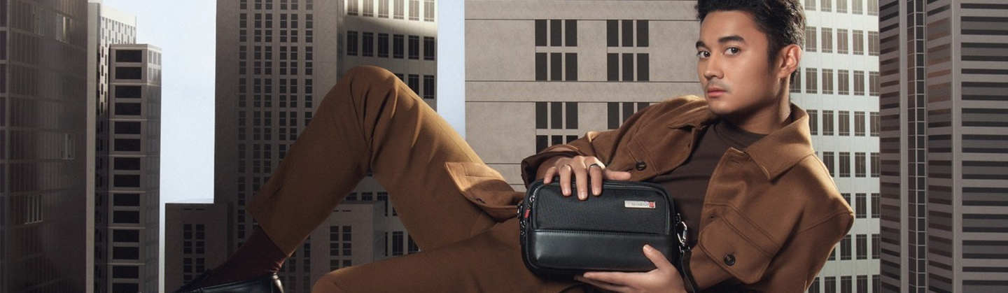 What Is a Clutch Bag and When to Use It?