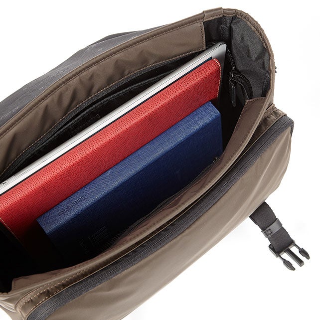 ELLWOOD MESSENGER BAG