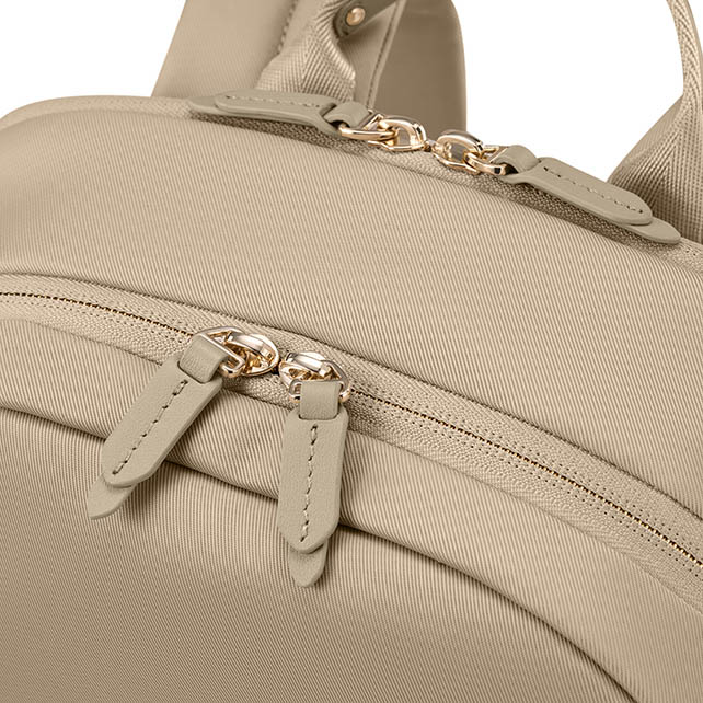 AUDRINA BACKPACK 15.6"