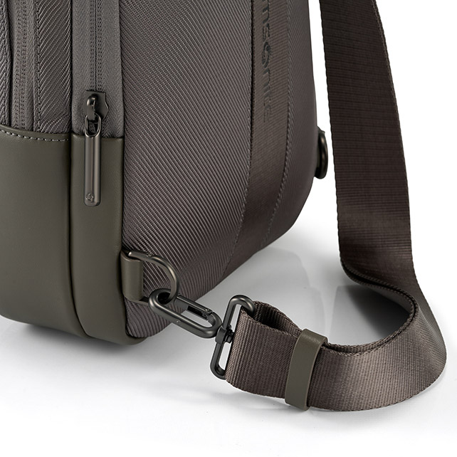 HOLBORN SLING BAG