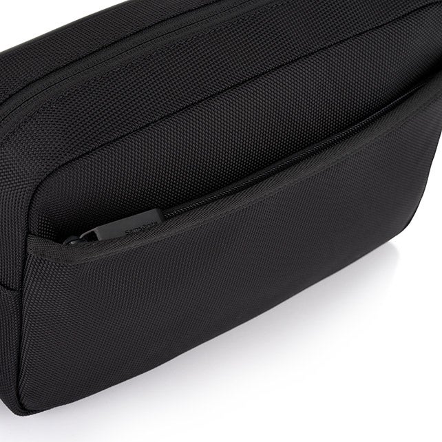 UNDERSCORE CLUTCH BAG